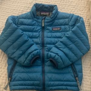 4T, blue Patagonia light weight jacket